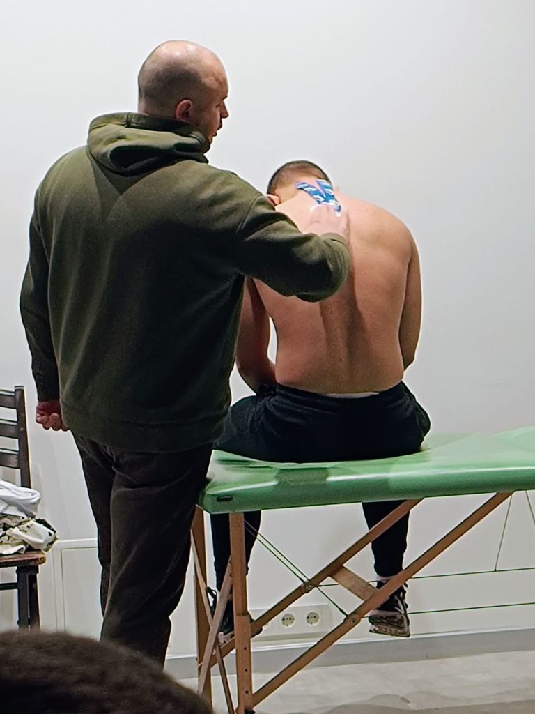 Відпрацювання практичних навичок «Інструментальна мобілізація м’яких тканин і перкусійний масаж в реабілітації. Техніки і практичне застосування»