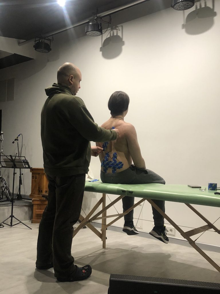 Відпрацювання практичних навичок «Інструментальна мобілізація м’яких тканин і перкусійний масаж в реабілітації. Техніки і практичне застосування»